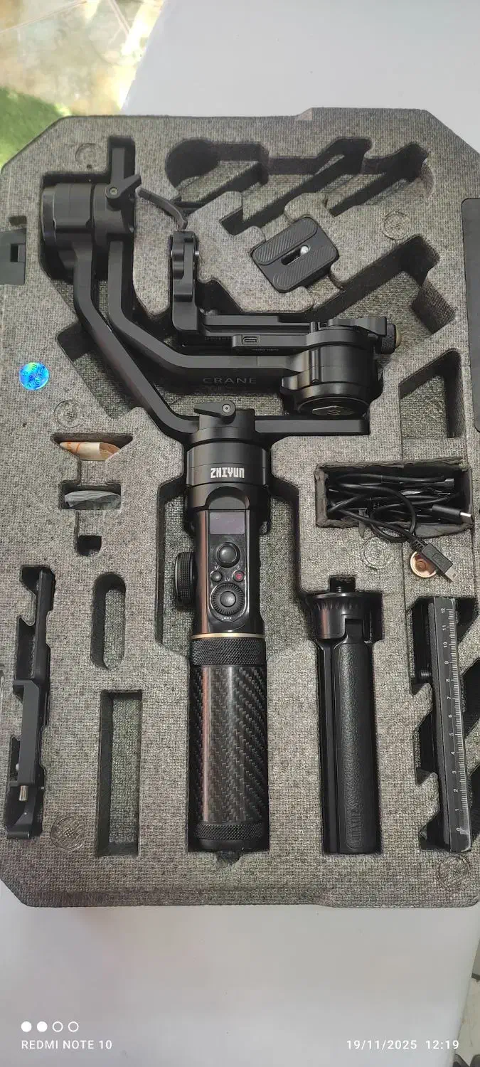 لرزشگیر کرین ۲ اس|دوربین عکاسی و فیلم‌برداری|اردبیل, |دیوار