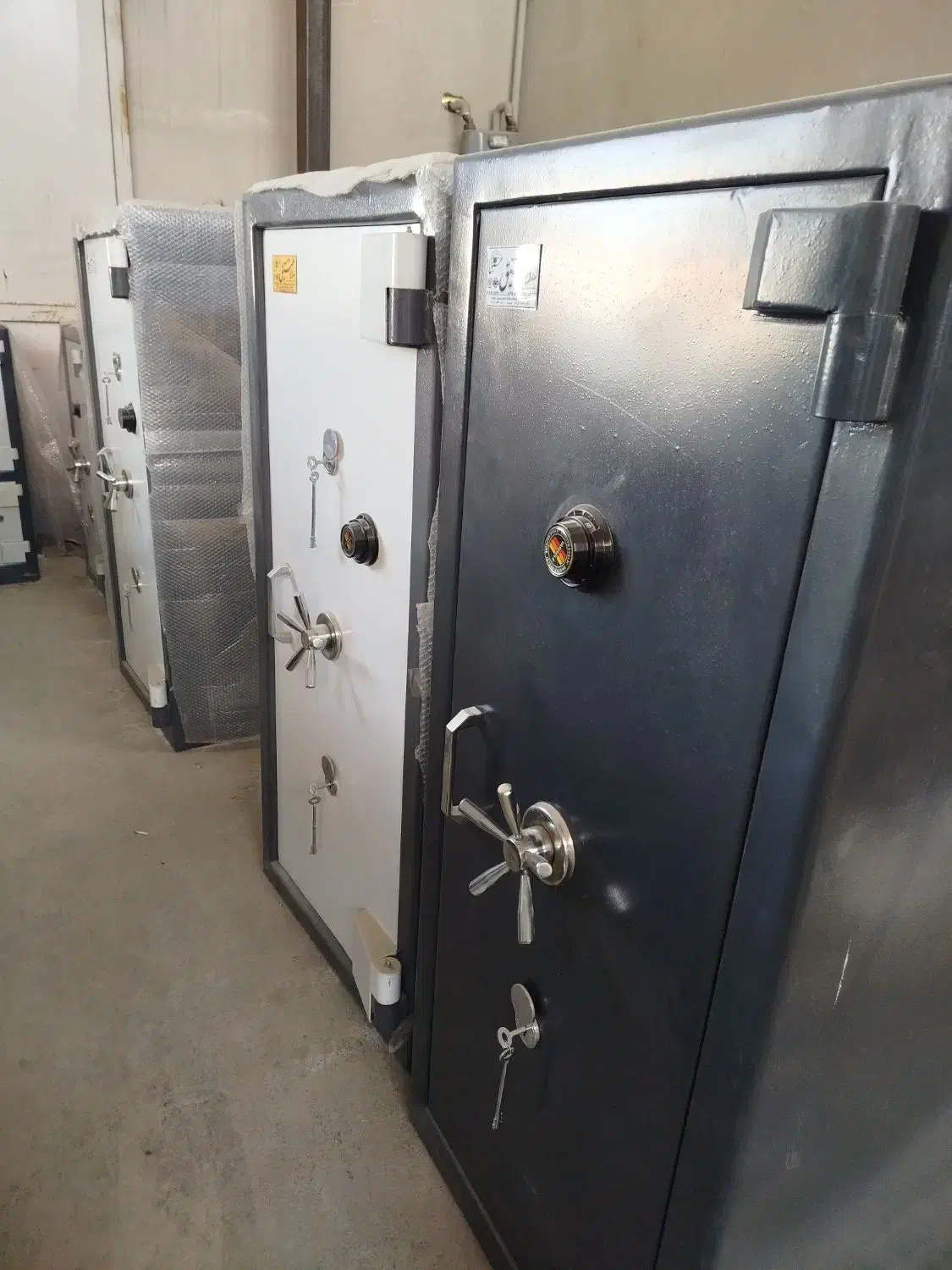 گاوصندوق زرگری|ابزارآلات|بروجرد, |دیوار