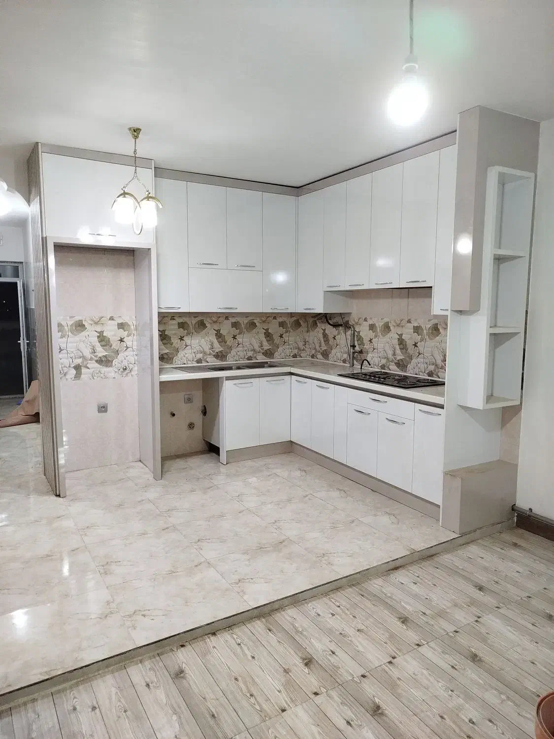 نصاب کابینت دست دوم و کمد .قرنیز.پارکت.تاشو|خدمات پیشه و مهارت|اردبیل, |دیوار