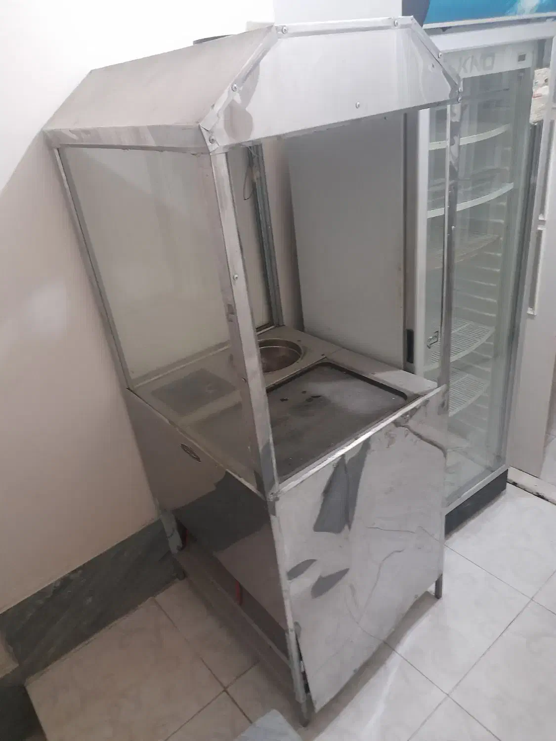 فر ساندویچی فروشی|کافیشاپ و رستوران|قم, زنبیل آباد|دیوار