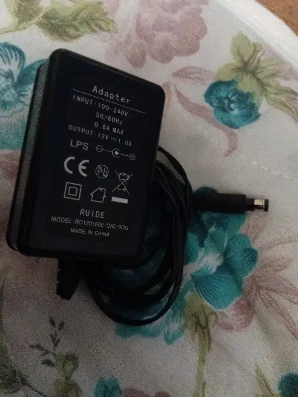 آدابتور،۱۲ولت،یک آمپر|قطعات و لوازم جانبی رایانه|خمینی‌شهر, |دیوار