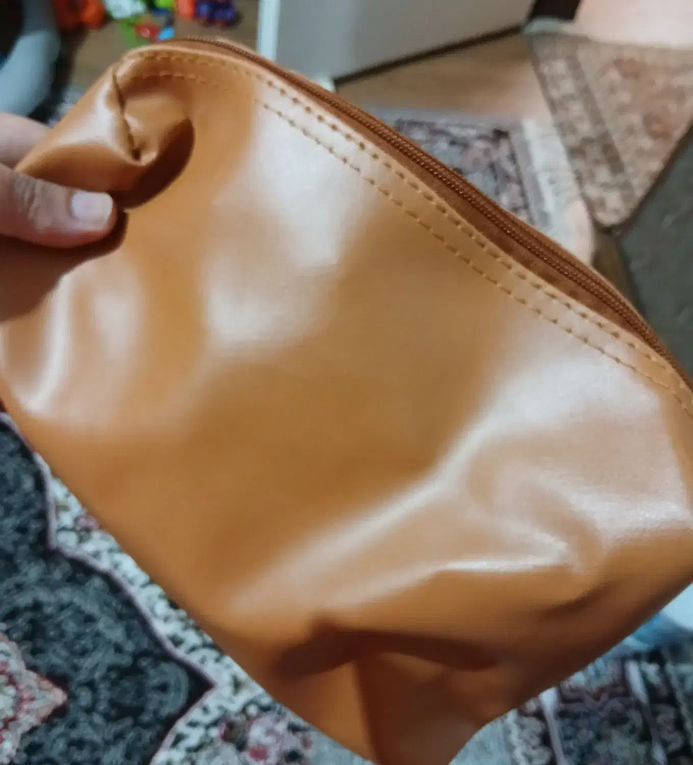 کیف در حد نو|کیف، کفش، کمربند|پرند, فاز ۵|دیوار