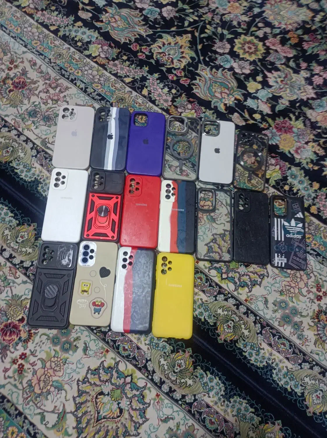 تعدادی قاب موبایل آیفون و اندروید|لوازم جانبی موبایل و تبلت|کرج, کوی امامیه|دیوار