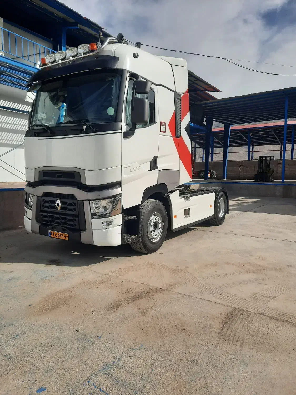 کشنده|خودرو سنگین|فیروزآباد (فارس), |دیوار