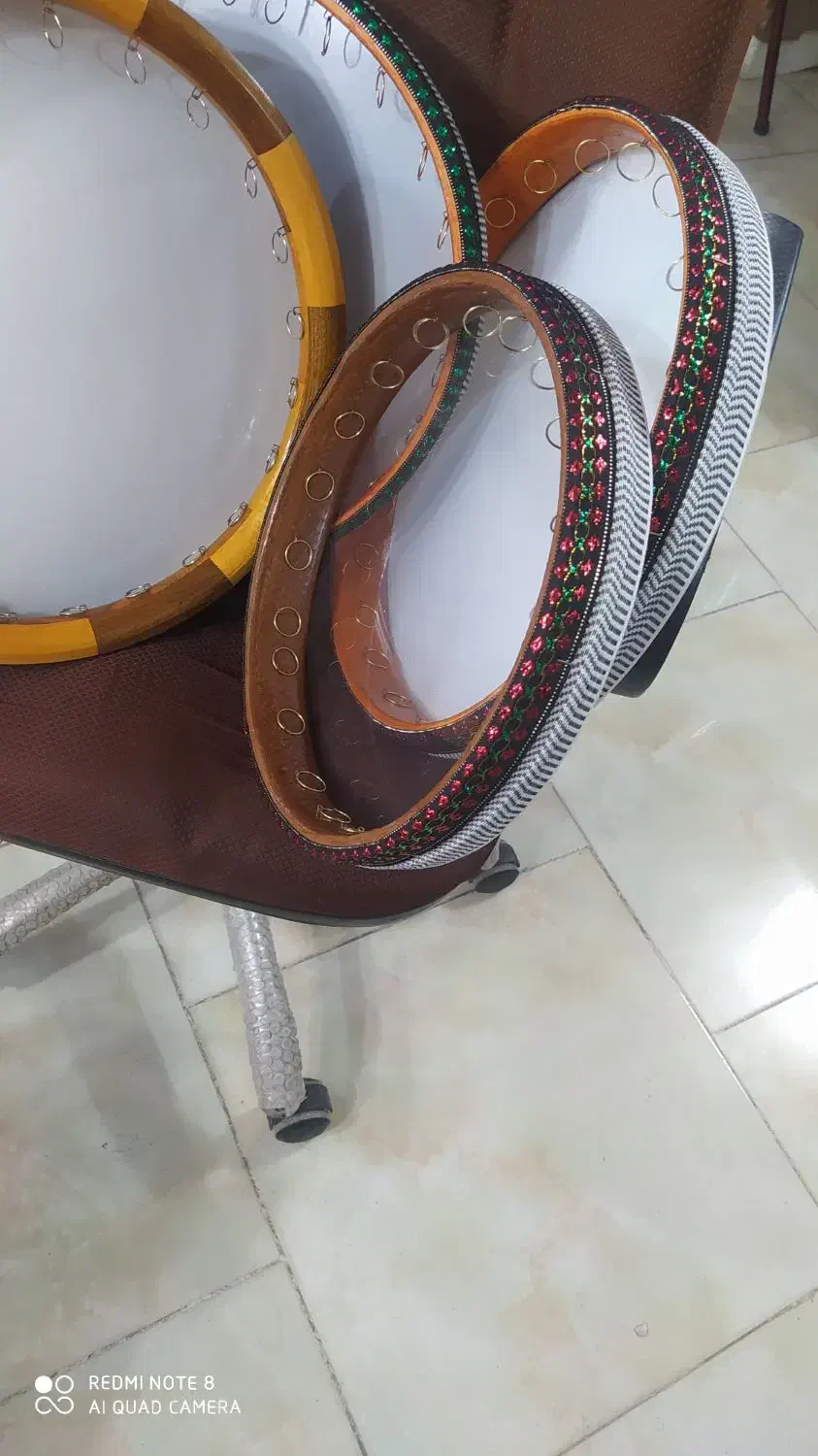 قاوال (دایره)|سازهای سنتی|تبریز, |دیوار