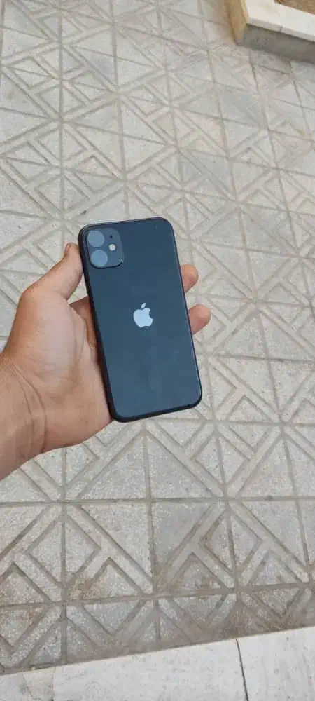 گوشی ایفون ۱۱ نرمال حافظ 128|موبایل|یزد, |دیوار