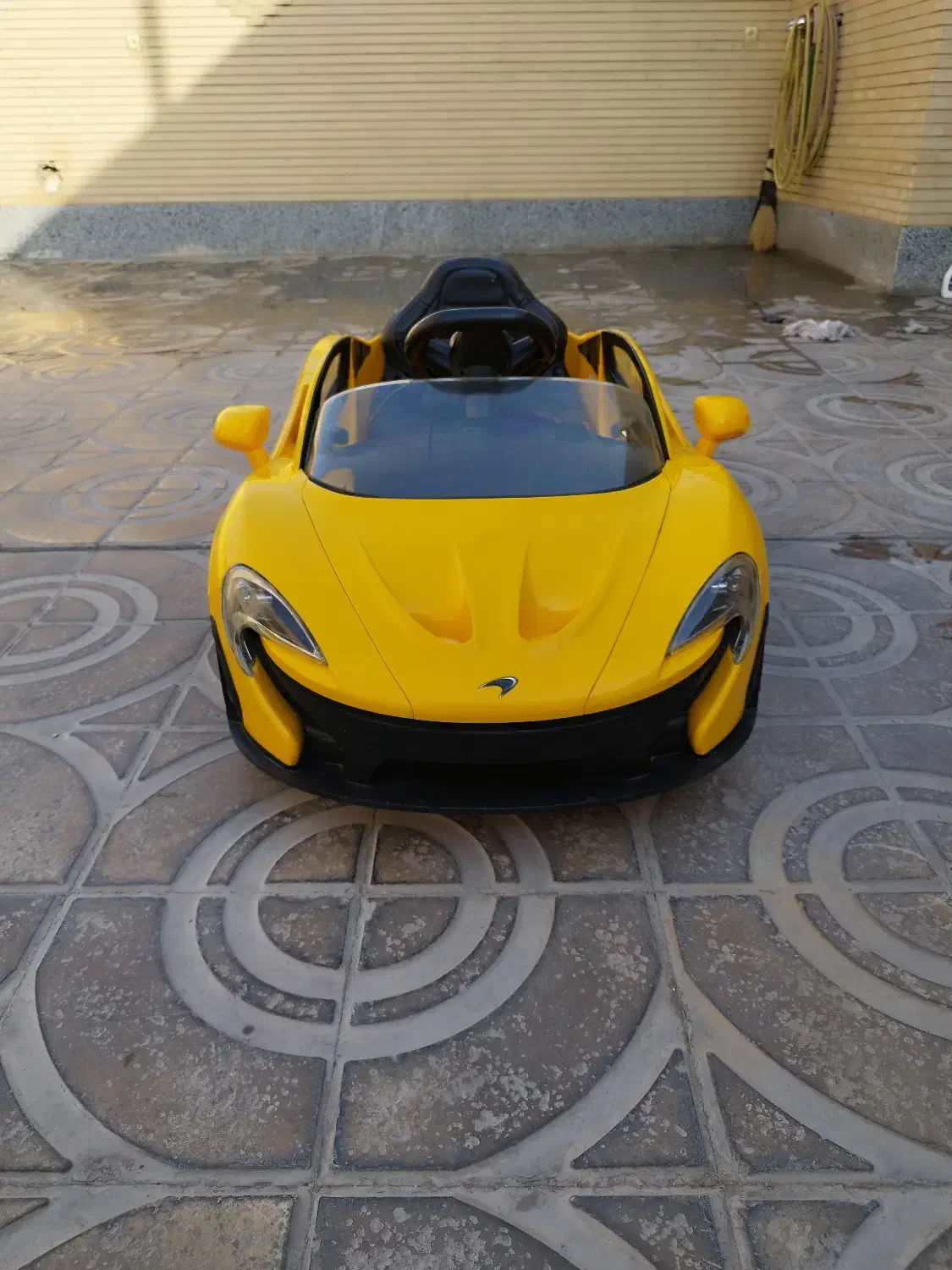 ماشین شارژی|اسباب‌‌بازی|ابریشم, |دیوار