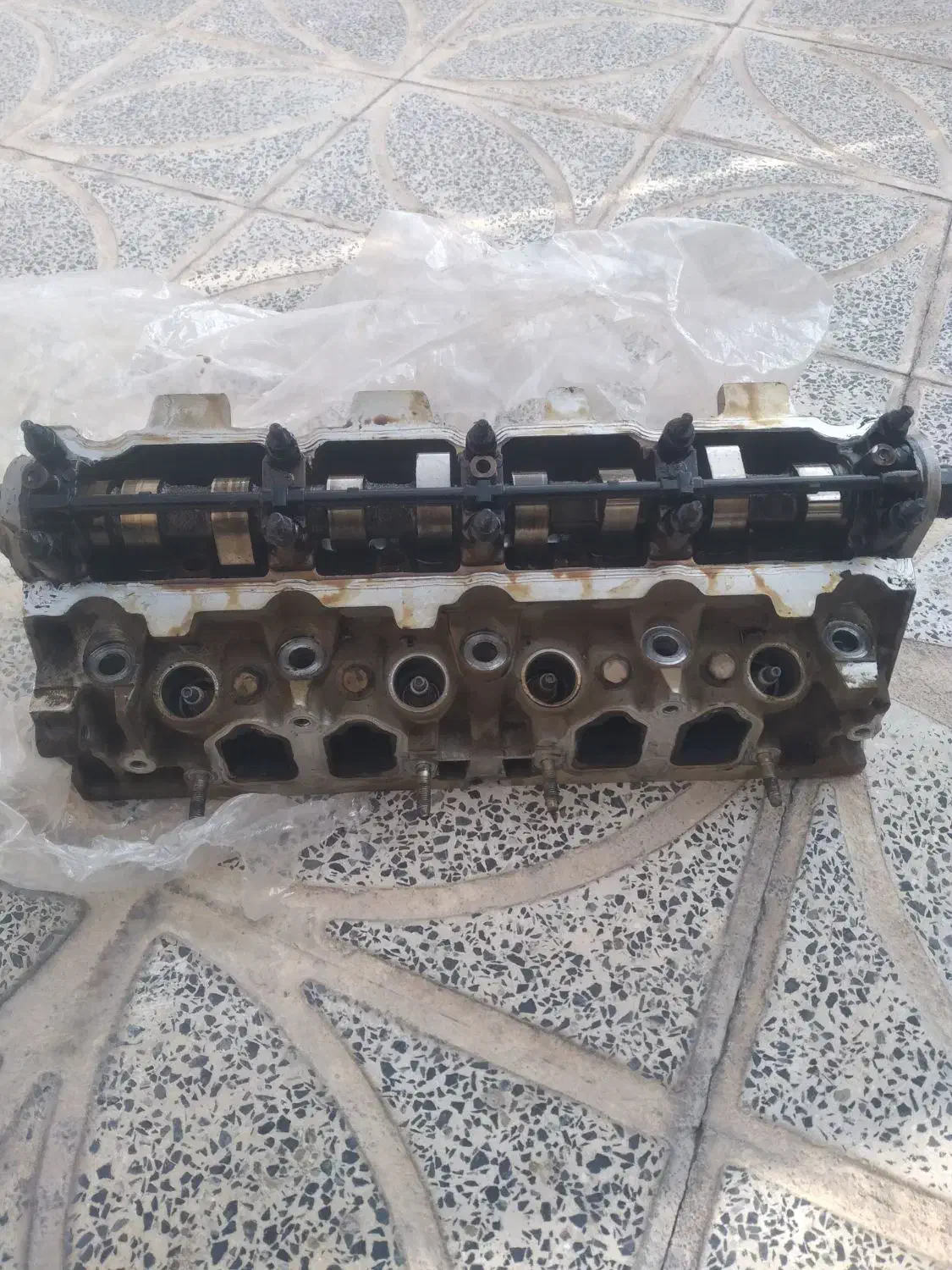 سر سیلندر|قطعات یدکی و لوازم جانبی|آبدانان, |دیوار