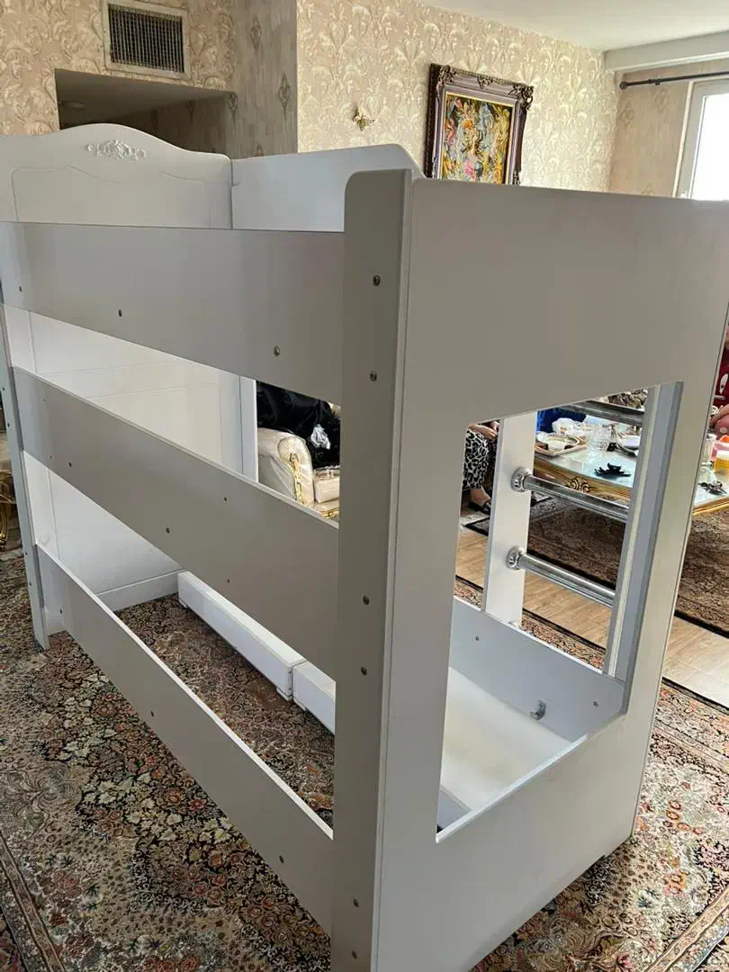 تخت دو طبقه بزرگ برند ترکیه ایی خیلی مقاوم۲/۱۷۰|تخت و سرویس خواب|پرند, فاز ۵|دیوار