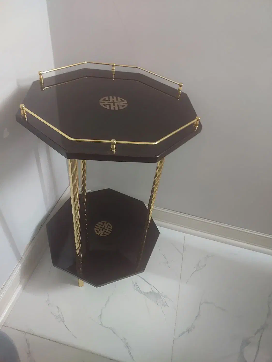 میز|میز تلفن|اسلام‌شهر, شهرک مفیدی|دیوار