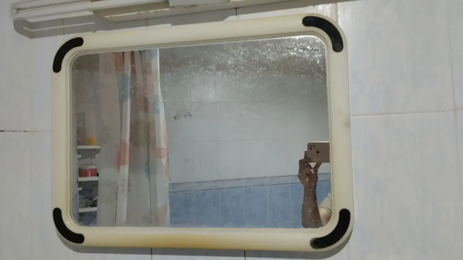 دو عدد اینه سرویس بهداشتی|لوازم سرویس بهداشتی|ساوه, |دیوار