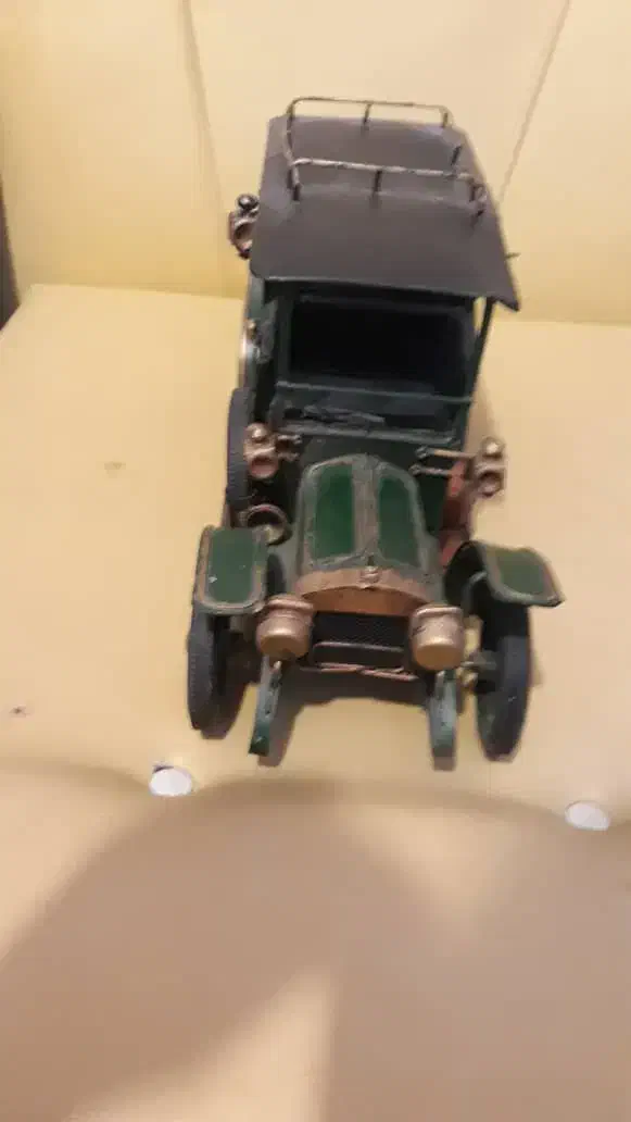 ماشین فلزی دکوری|کلکسیون و سرگرمی|کاشان, امیرکبیر|دیوار