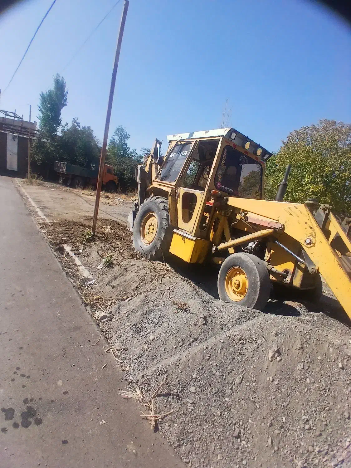 بیل بکو تمیز|خودرو سنگین|خوی, |دیوار