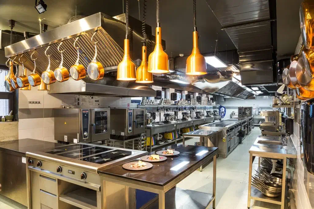 استخدام رسمی آشپز فوری|استخدام خدمات فروشگاه و رستوران|تهران, فردوس|دیوار