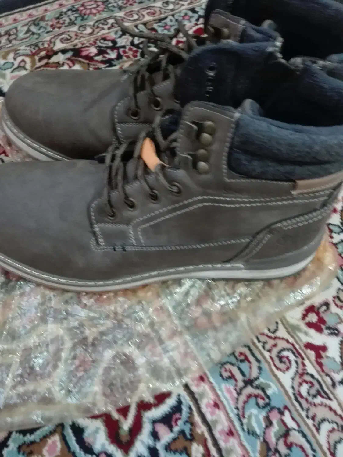 کفش|کیف، کفش، کمربند|پاکدشت, پاکدشت (مامازند)|دیوار