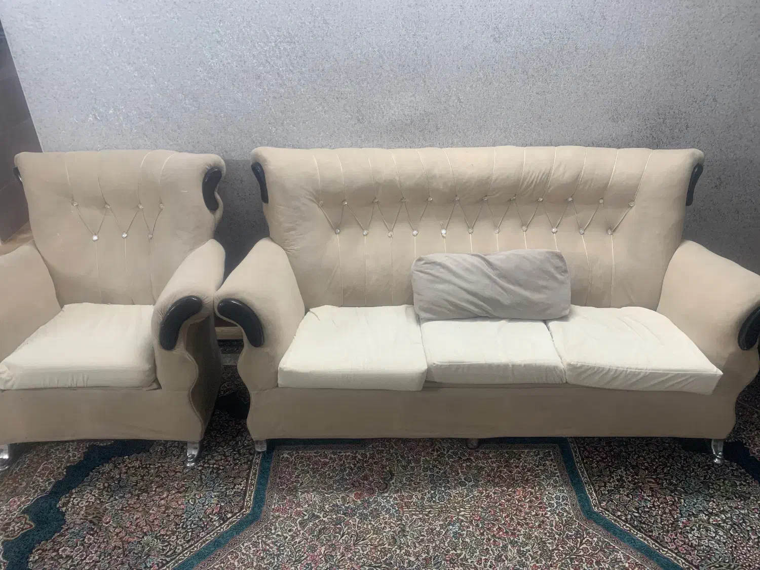 مبل  ۷نفره|مبلمان خانگی و میز عسلی|تهران, مظاهری|دیوار