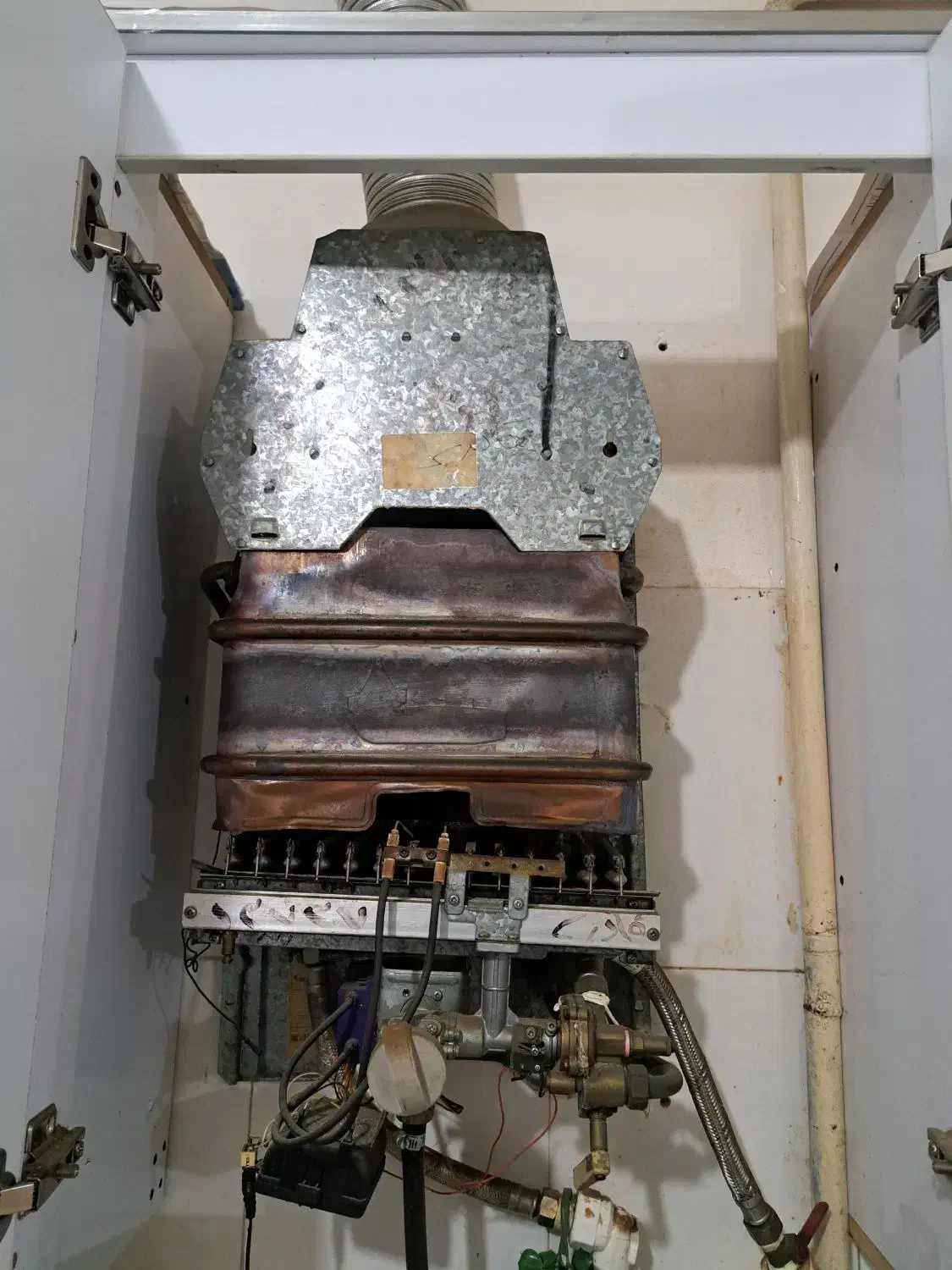 ابگرمکن بوتان مدل ۳۲۱۵|آبگرمکن، پکیج، شوفاژ|ایلام, |دیوار