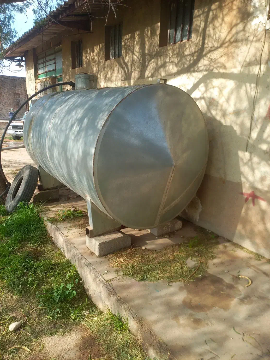 تانکر۵هزار لیتری|مصالح و تجهیزات ساختمان|اندیمشک, |دیوار