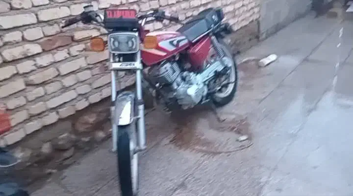 موتور هندا ۲۰۰|موتورسیکلت|مهریز, |دیوار