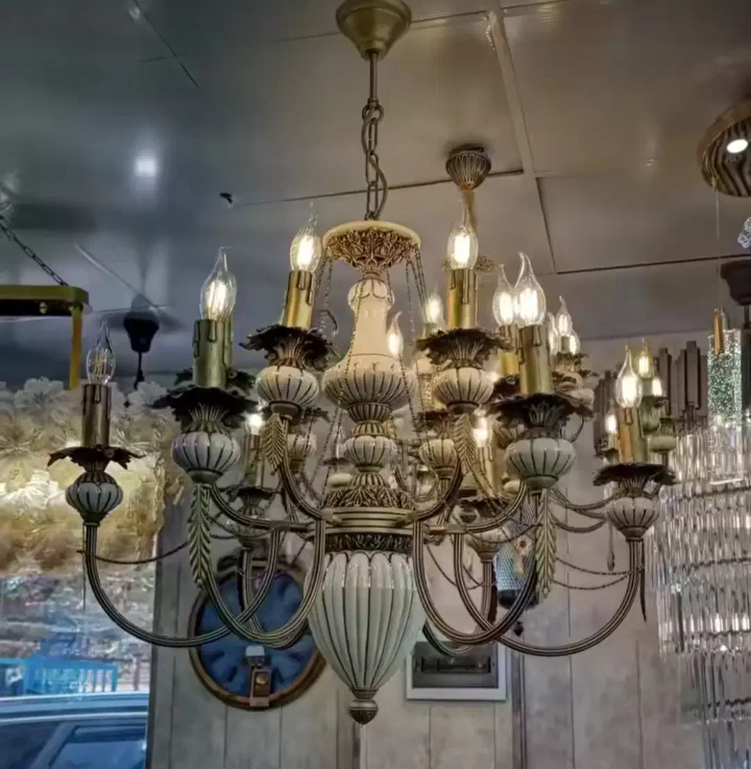 لوستر سلطنتی|لوستر و چراغ آویز|میانه, |دیوار