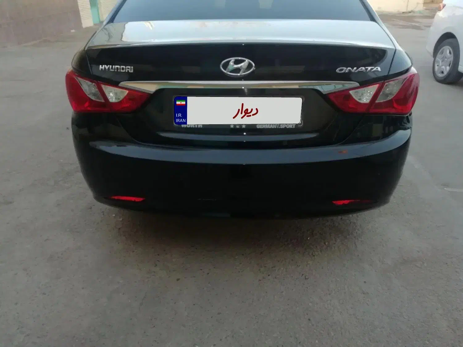 وای اف 2011 سالم|خودرو سواری و وانت|کرمان, |دیوار