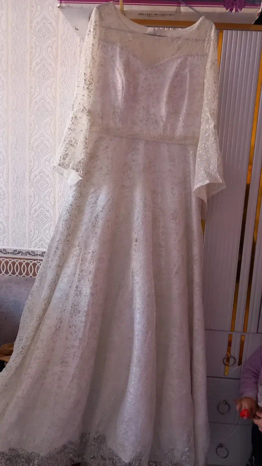 دون مجلسی|لباس|مرند, |دیوار