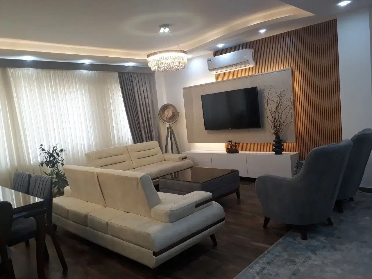 ۸۲متر فول بازسازی تاپ لوکیشن|فروش آپارتمان|لاهیجان, حزین|دیوار