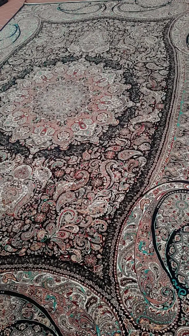 فرش ۹متری ۷۰۰شانه تراکم ۲۲۵۰|فرش|ازنا, |دیوار