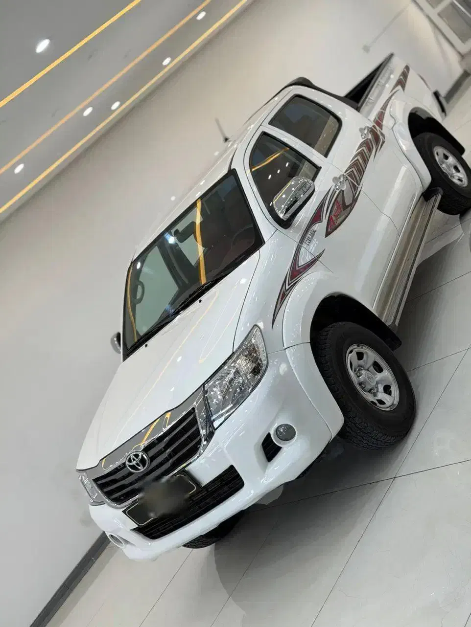 هایلوکس ۲۰۱۵ بی رنگ|خودرو سواری و وانت|تهران, عباسآباد|دیوار