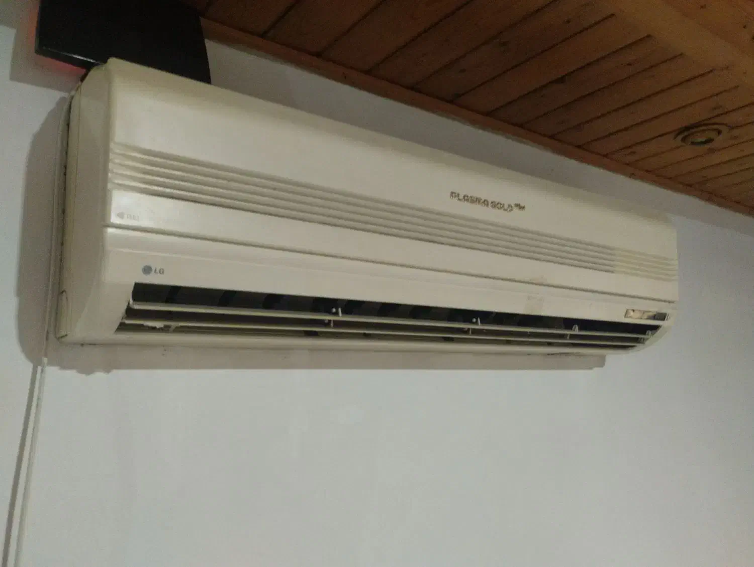 اسپلیت،کولر،نصب|خدمات پیشه و مهارت|رشت, سعدی (تختی)|دیوار