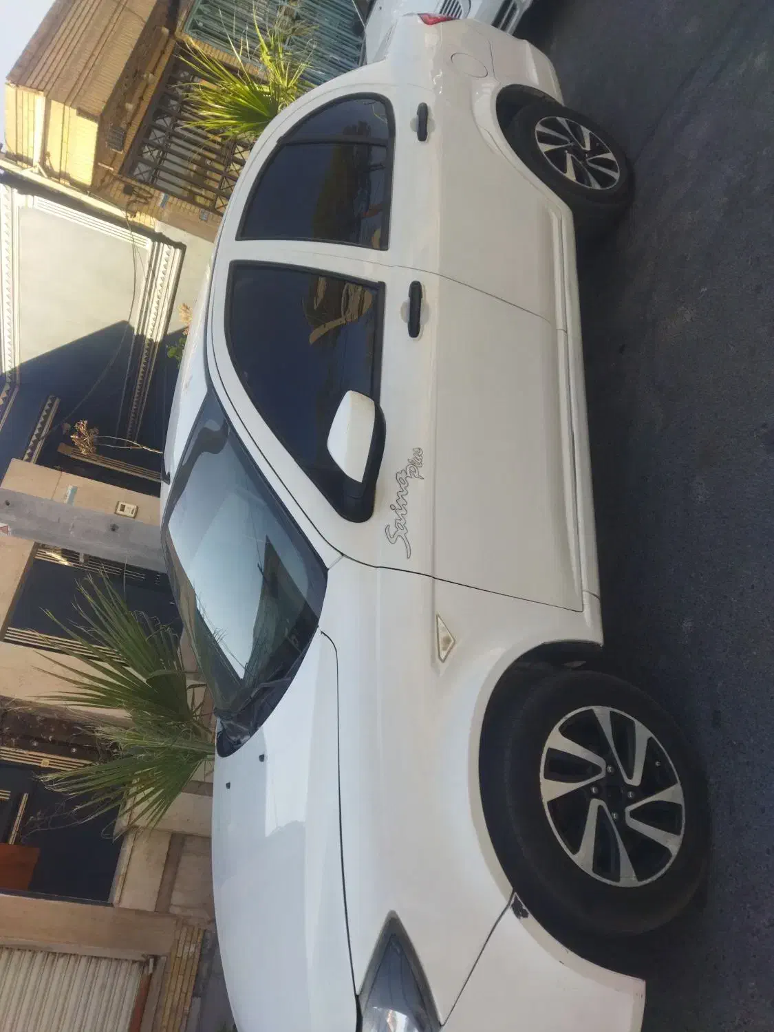 ساینا پلاس مانیتور دوربین سنسور دنده عقب|خودرو سواری و وانت|یزد, |دیوار