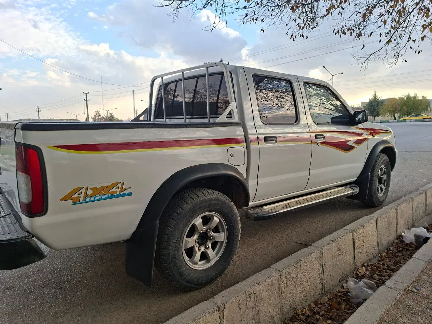 پیکاپ ریچ مدل ۱۳۹۳بدون رنگ بدون کوچکترین ضربه|خودرو سواری و وانت|کرمانشاه, |دیوار