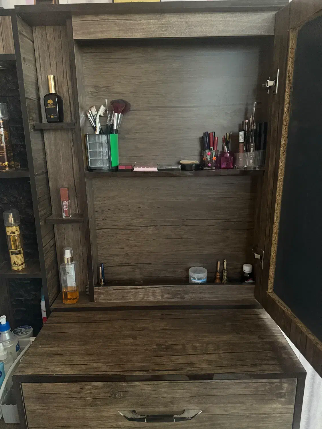 میز آرایش|جاکفشی، کمد، دراور|اصفهان, برازنده|دیوار