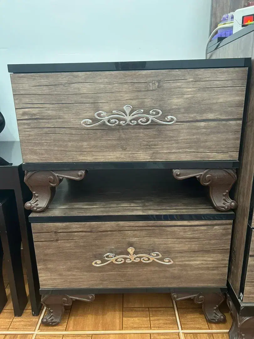 فروش تخت دونفره با دو پاتختی|تشک تختخواب|شهر بابک, |دیوار