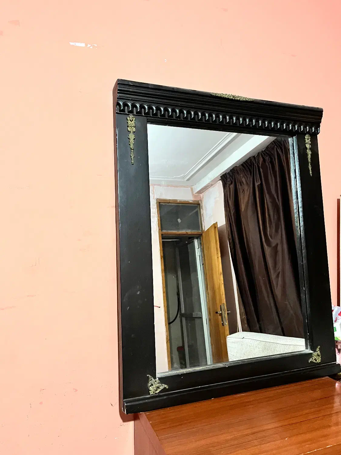 آینه|آینه|قائمشهر, |دیوار