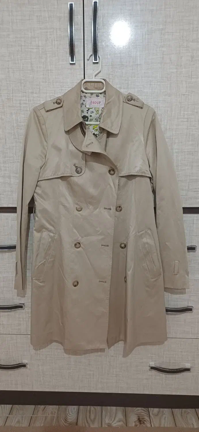 بارونی|لباس|کلاله, |دیوار