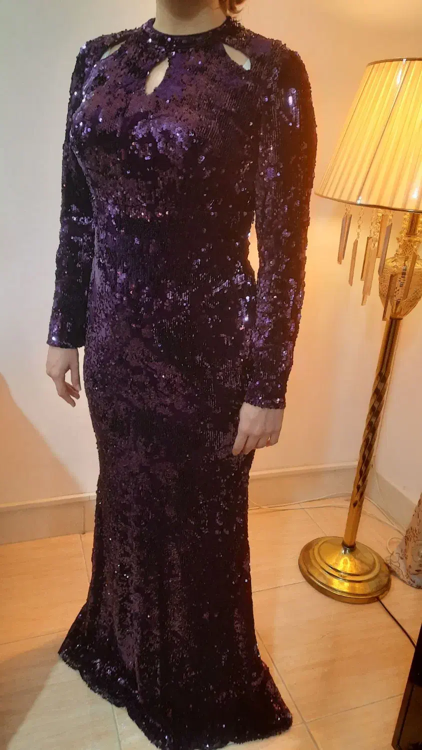 لباس مجلسی بنفش|لباس|رباطکریم, رباطکریم|دیوار