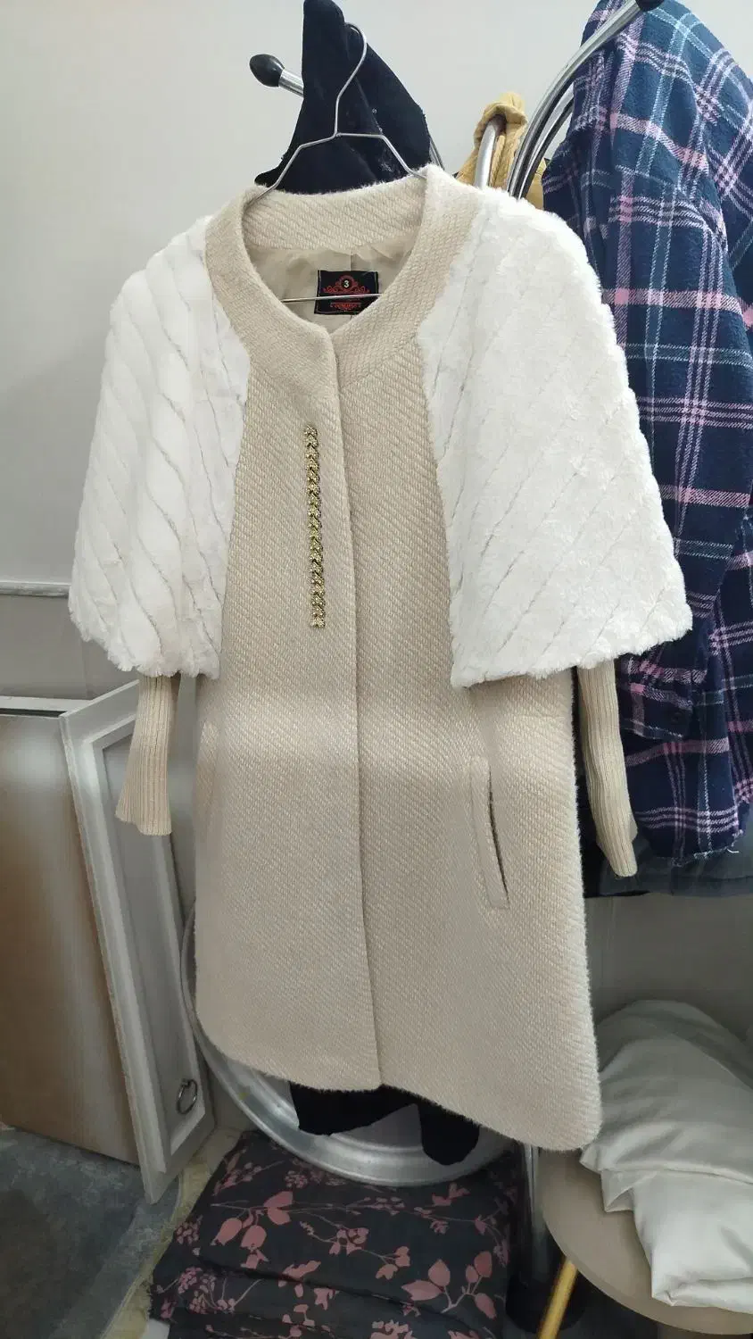 پالتو زیبا|لباس|آفتاب, |دیوار