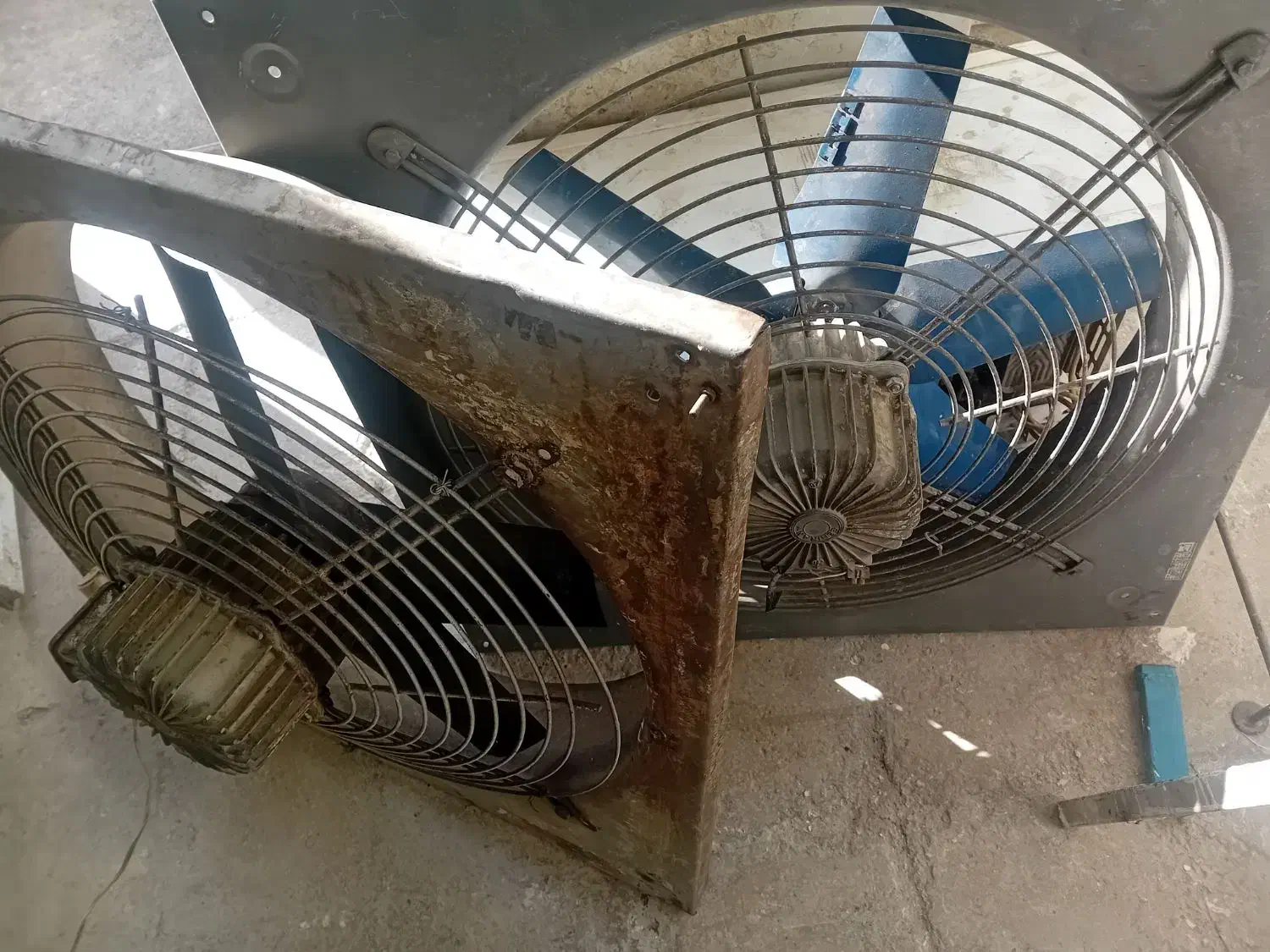 هواکش ۸۵در۸۵|پنکه و تصفیهکنندهٔ هوا|قم, شهدا|دیوار