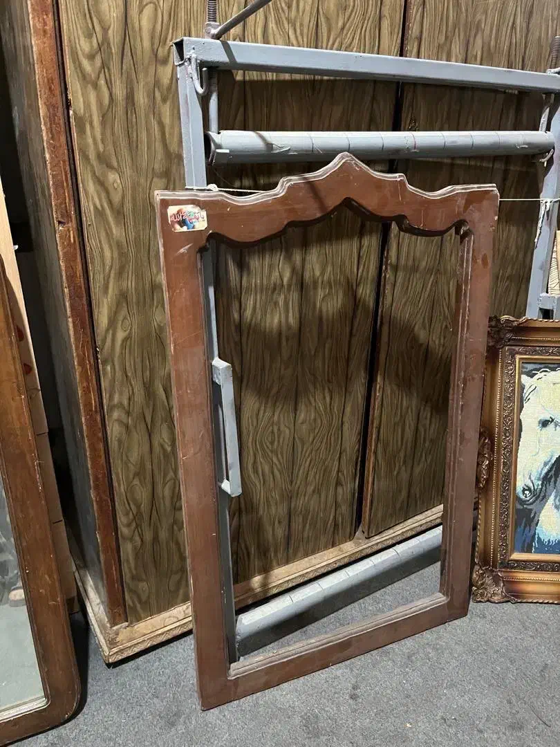 اینه|آینه|اراک, |دیوار