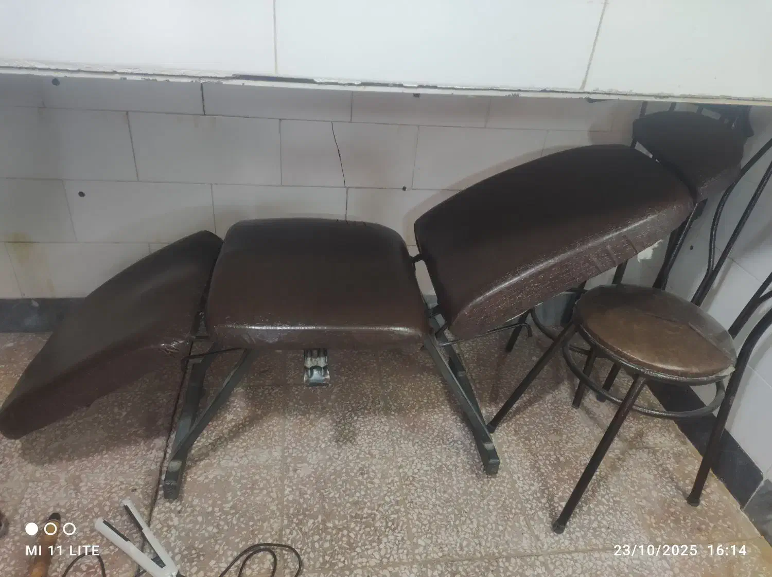 صندلی اصلاح آرایشگاه|آرایشگاه و سالنهای زیبایی|اسلامآباد غرب, |دیوار