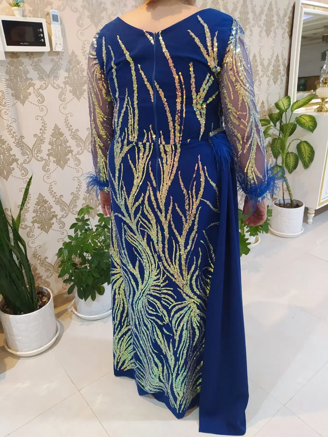 لباس مجلسی|لباس|گرمه, |دیوار