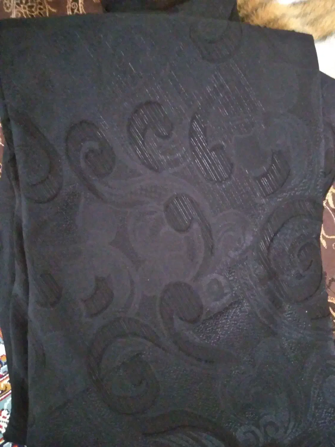 چادر مشکی|لباس|نیشابور, گنبد سبز|دیوار