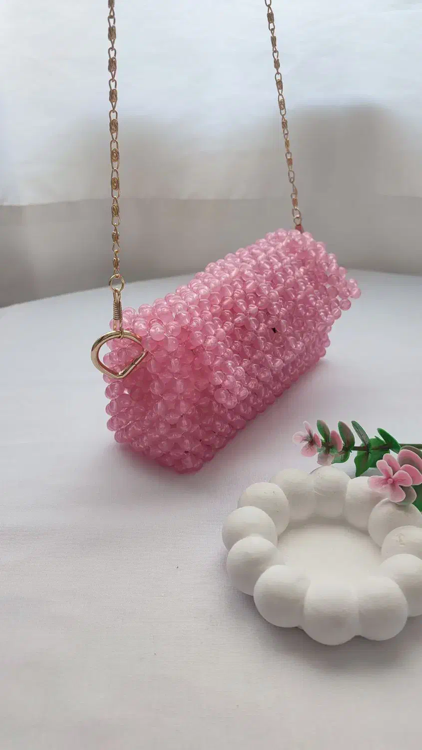 کیف و تل مو|کیف، کفش، کمربند|رشت, دیلمان|دیوار