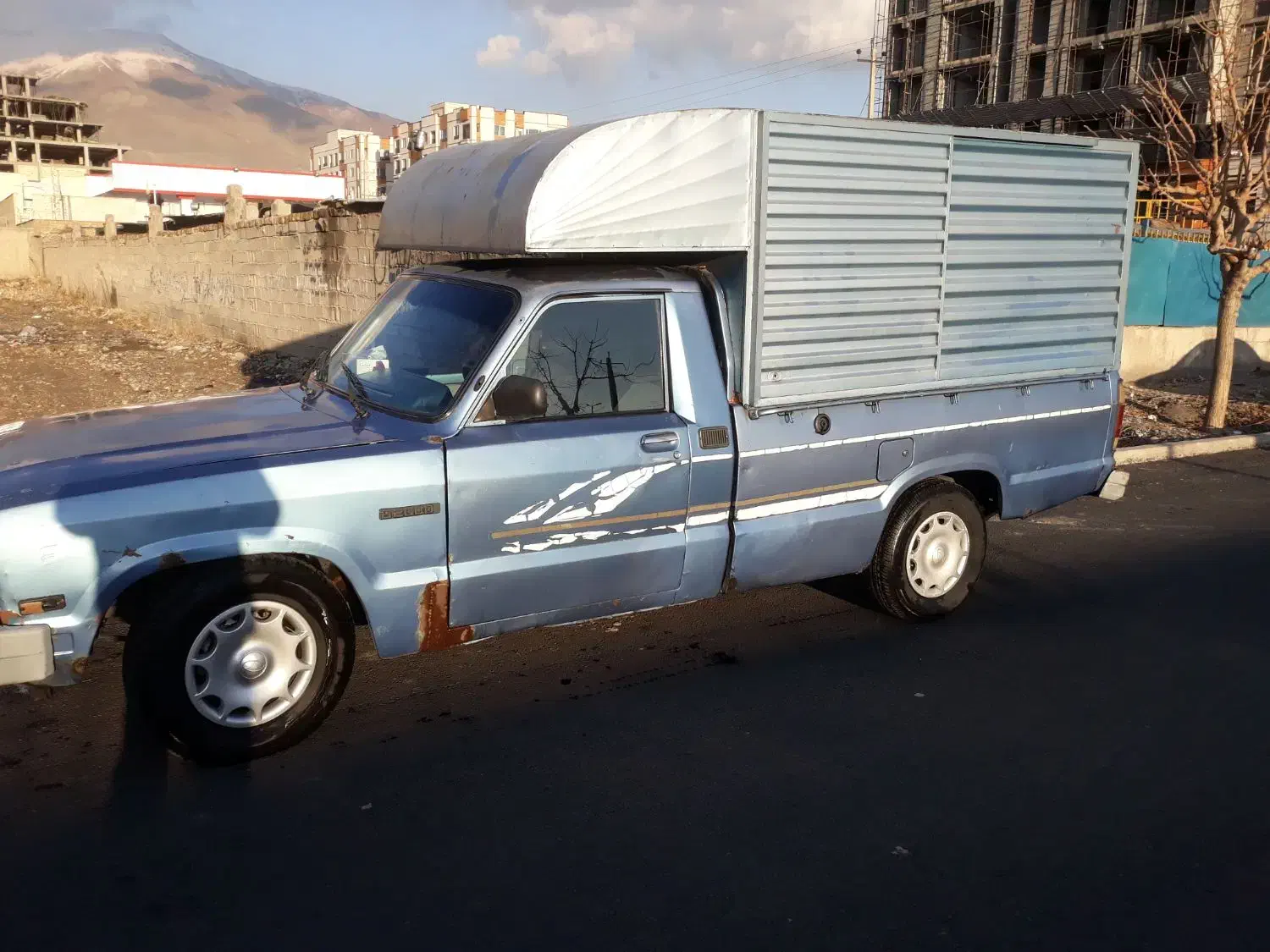 مزدا وانت ۲۰۰۰ مدل ۸۲|خودرو سواری و وانت|فردیس, نگارستان|دیوار