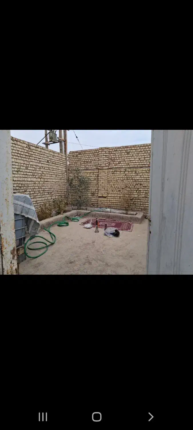 فروش باغ چهار دیواری با تبرعه ار جهاد کشاورزی|فروش خانه و ویلا|اصفهان, حصه جنوبی|دیوار