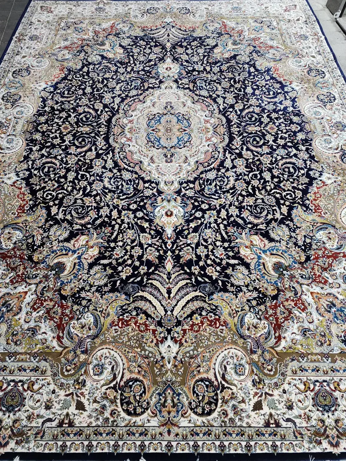 فرش درحد|فرش|قائن, |دیوار