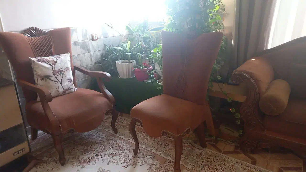 مبل کلاسیک 9 نفره|مبلمان خانگی و میز عسلی|هشتگرد, هشتگرد قدیم|دیوار