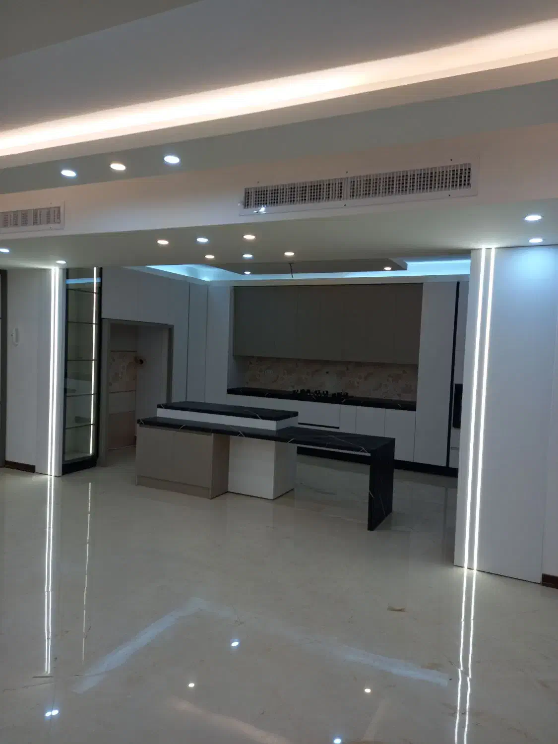 نصاب کابینت‌و کمدیواری.نصاب شیرآلات.نصاب درب اتاقی|خدمات پیشه و مهارت|هشتگرد, شهرک ولیعصر (مصلی)|دیوار