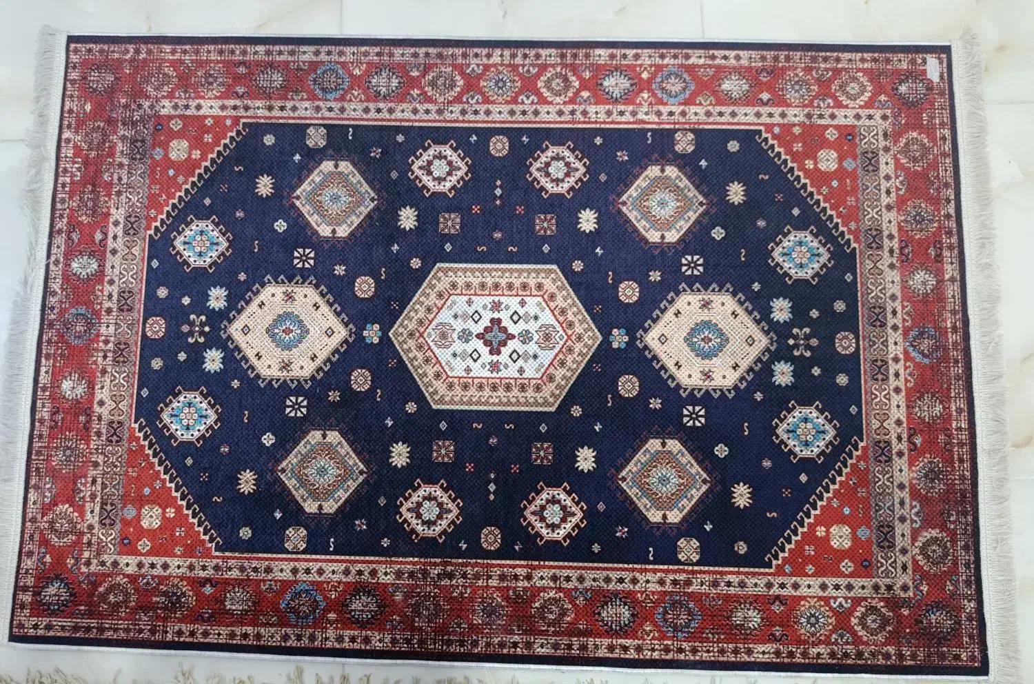 فرشینه رویه مخمل ترک با زیره استپ فرش|گلیم، جاجیم، گبه|ملایر, |دیوار